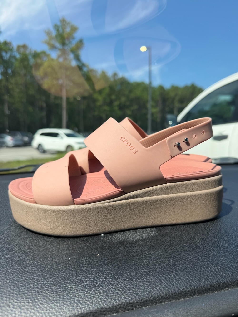 CROCS Brooklyn Wedge Pink Size 7 - Picture 2 of 4